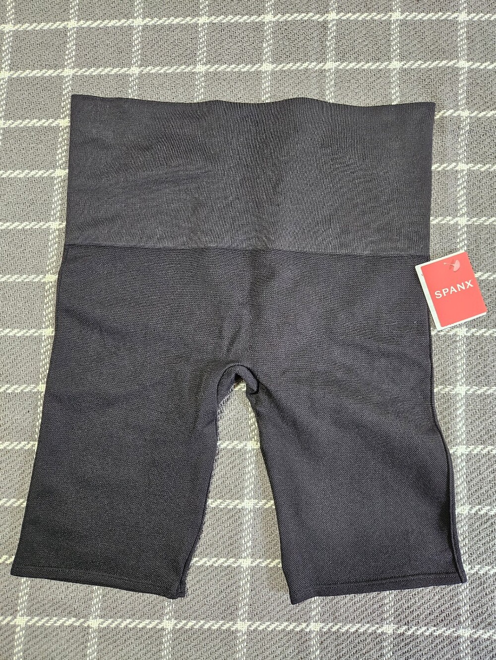 New SPANX LARGE Black High-Rise Shaping Bike Shorts